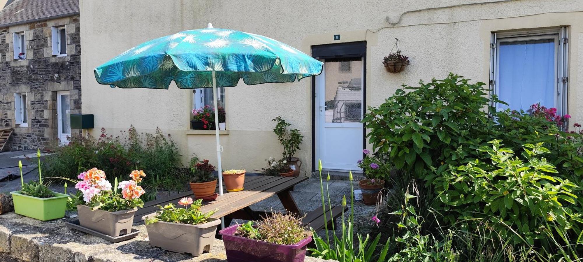 Chez Merlyn Locarn Экстерьер фото